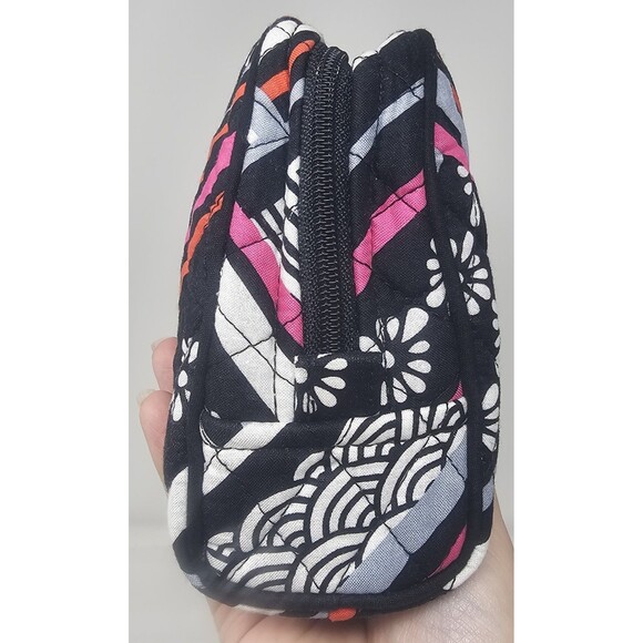 Vera Bradley Medium Zip Cosmetic Case Northern Stripes Multicolor  7"x6" NWT - Picture 4 of 16